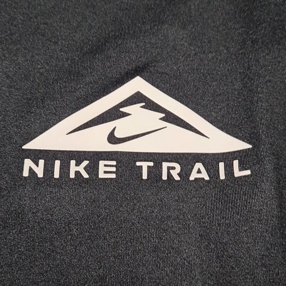 Nike Trail Running Shirt Size Medium NWT - Picture 5 of 10